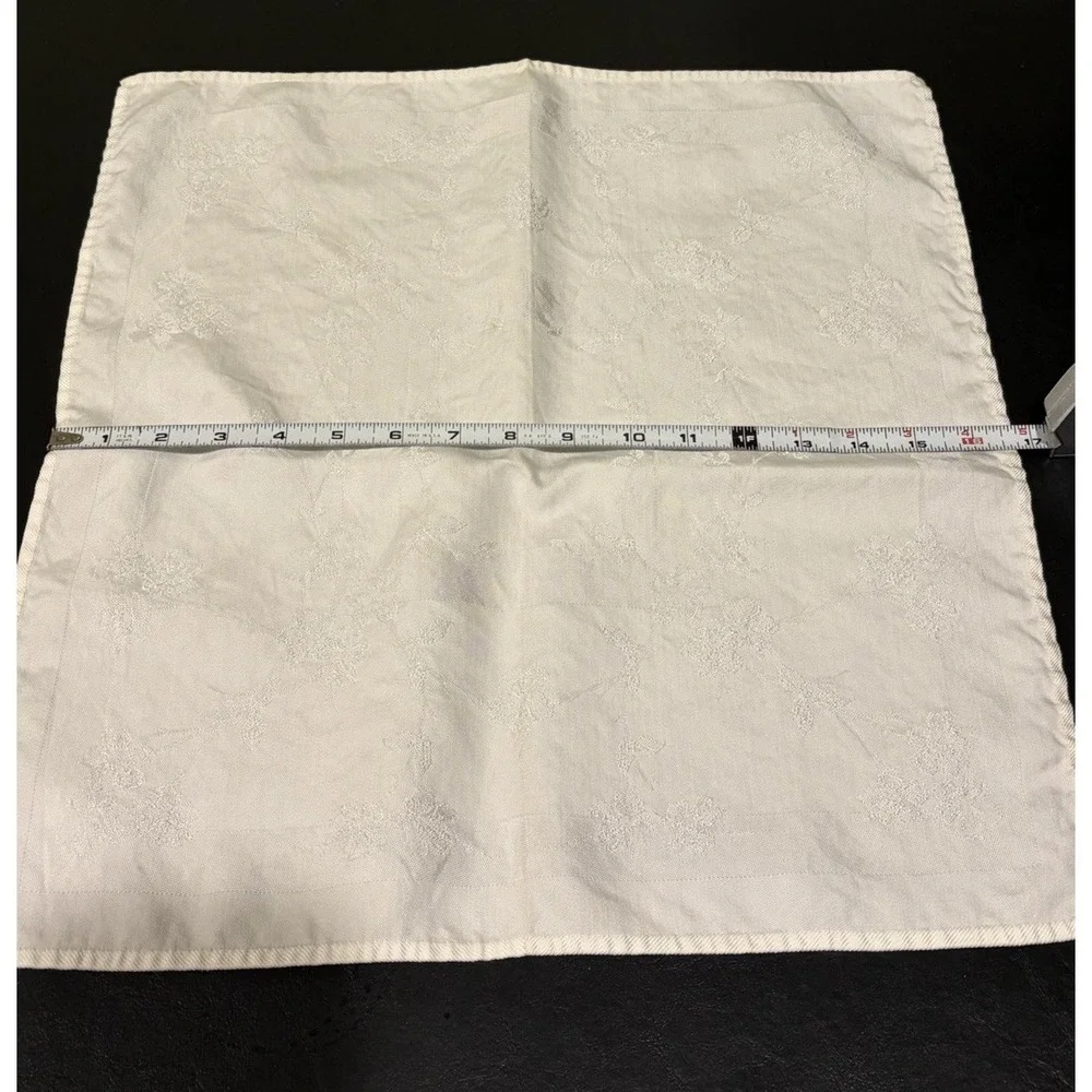VTG Set of 5 Ivory XL Cream Damask Luncheon Dinner Napkins Floral 17.5 x 17.5